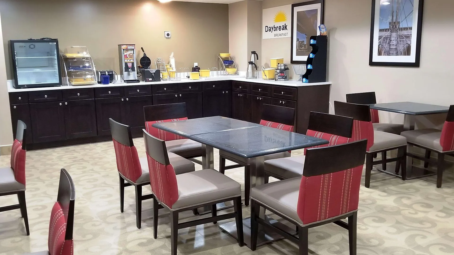 Hotel Days Inn By Wyndham Brooklyn Marine Park New York